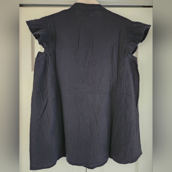 Eyelet Cap Sleeve Top - Picture 3 of 3